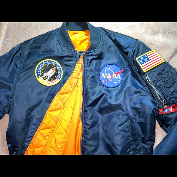 100th Space Shuttles Mission Patched Winter jacket - Picture 4 of 6